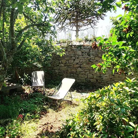 Maison Avel Dro 펜션